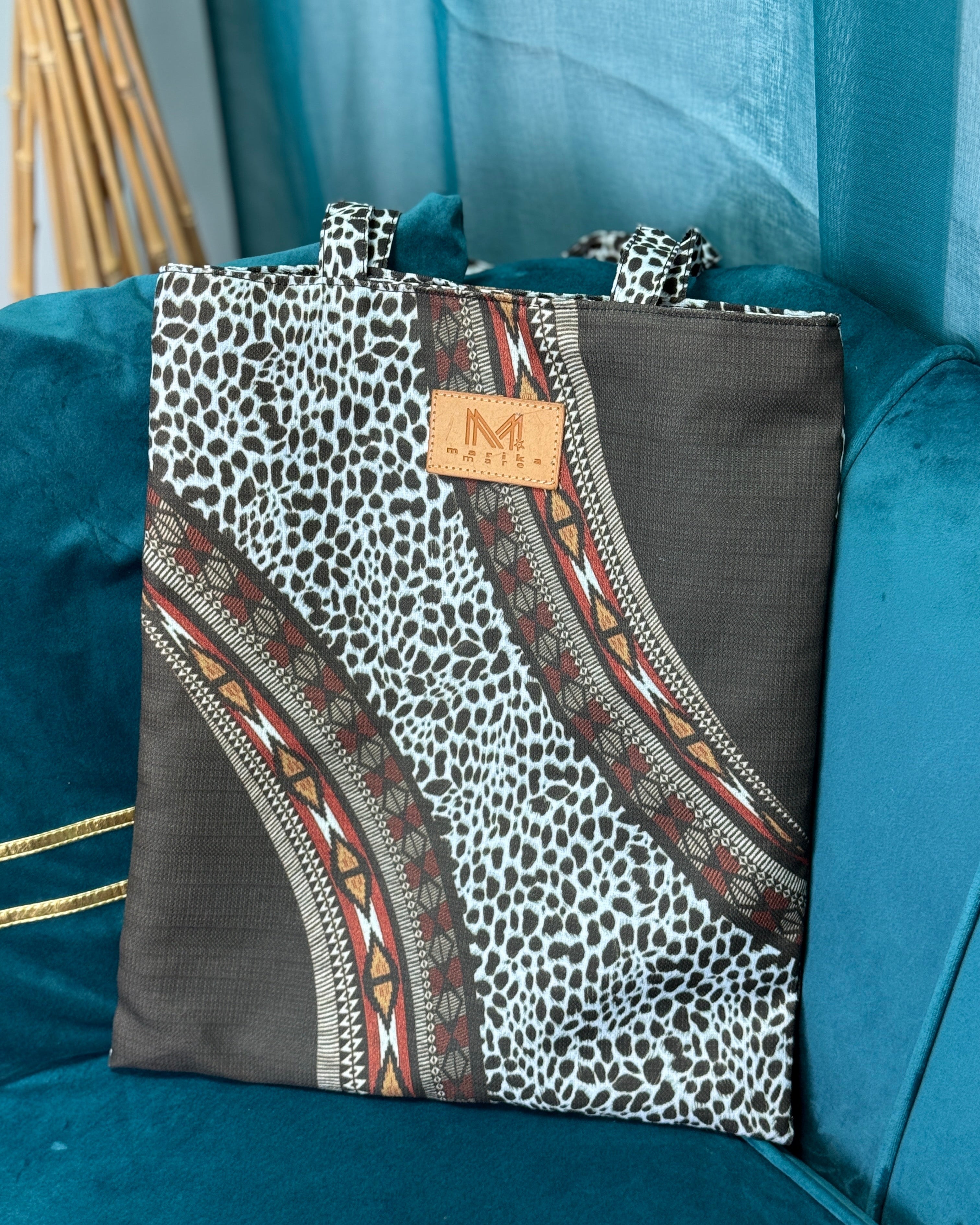 L 05 Tote Bag Macula