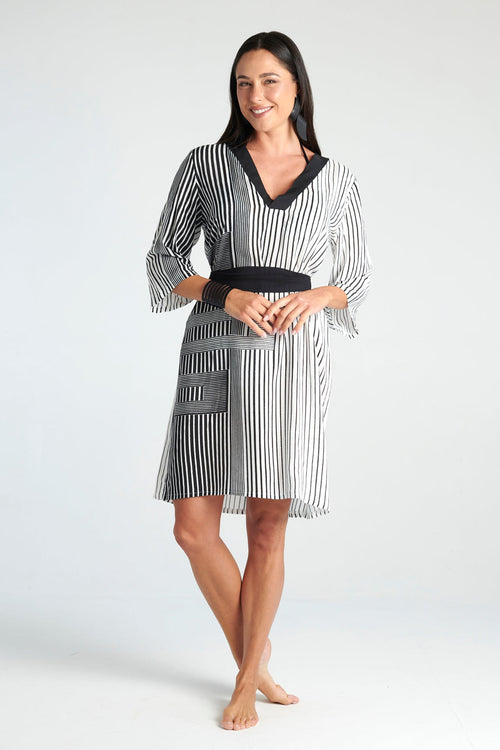 A 826 - Abitino in viscosa Linee